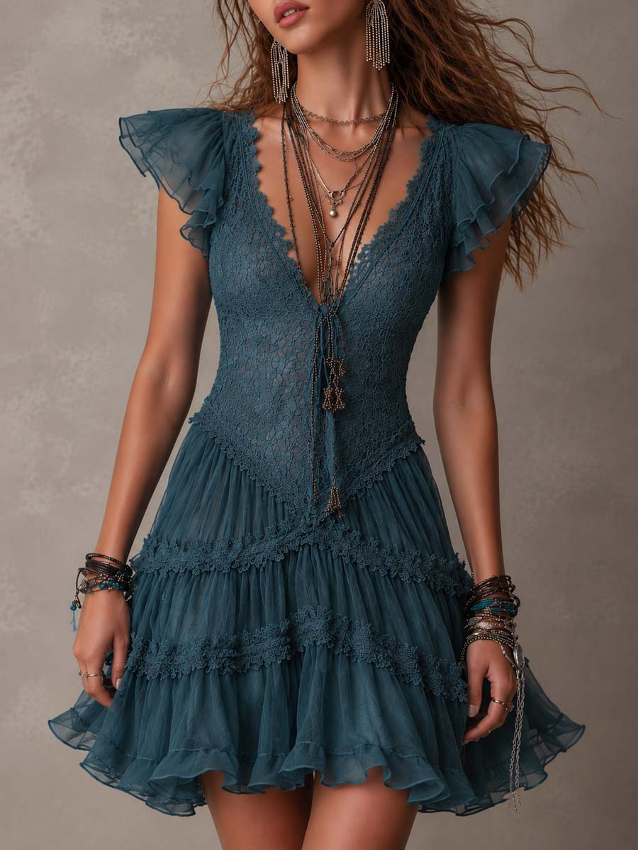 Delphine | Vestido Corto Azul Con Encaje Y Volantes