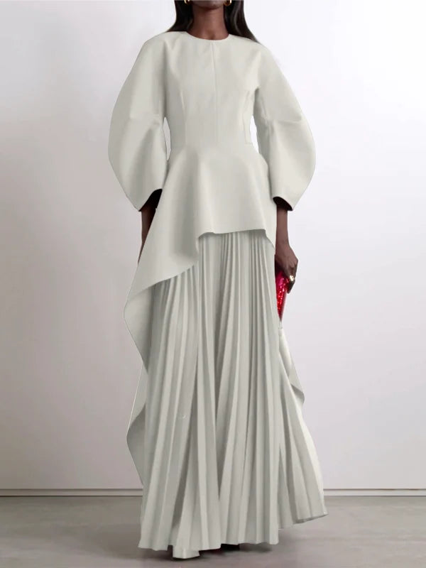 VESTIDO MAXI PLISSADO EM CAMADAS COM MANGA LONGA SOLTA E COR SÓLIDA
