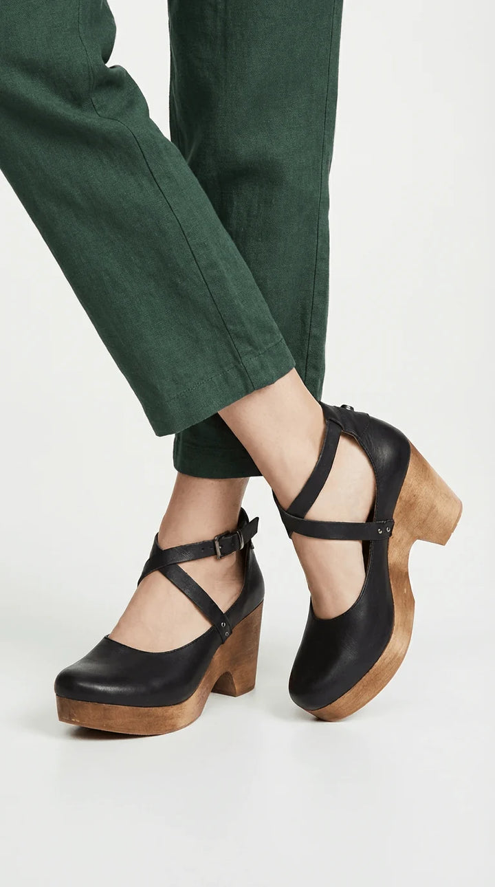 Sandalias De Cuña Con Plataforma Solene