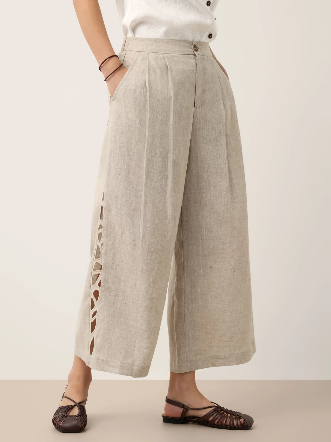 Ramona | Pantalón Ancho Cropped De Lino Con Detalle Calado Y Cintura Elástica