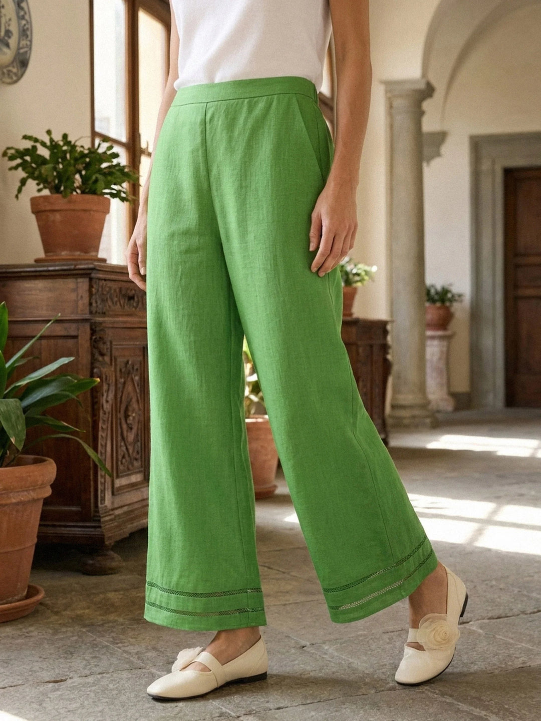 Nerina | Pantalón Cropped Acampanado De Lino Con Encaje Y Cintura Elástica