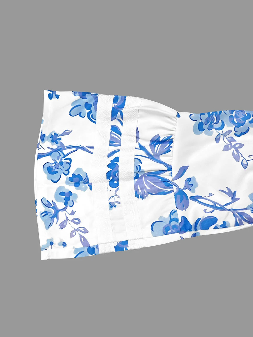 VESTIDO MIDI FLORAL FOLGADO DE MANGA COMPRIDA COM DECOTE EM V PROFUNDO E ABERTURA LATERAL