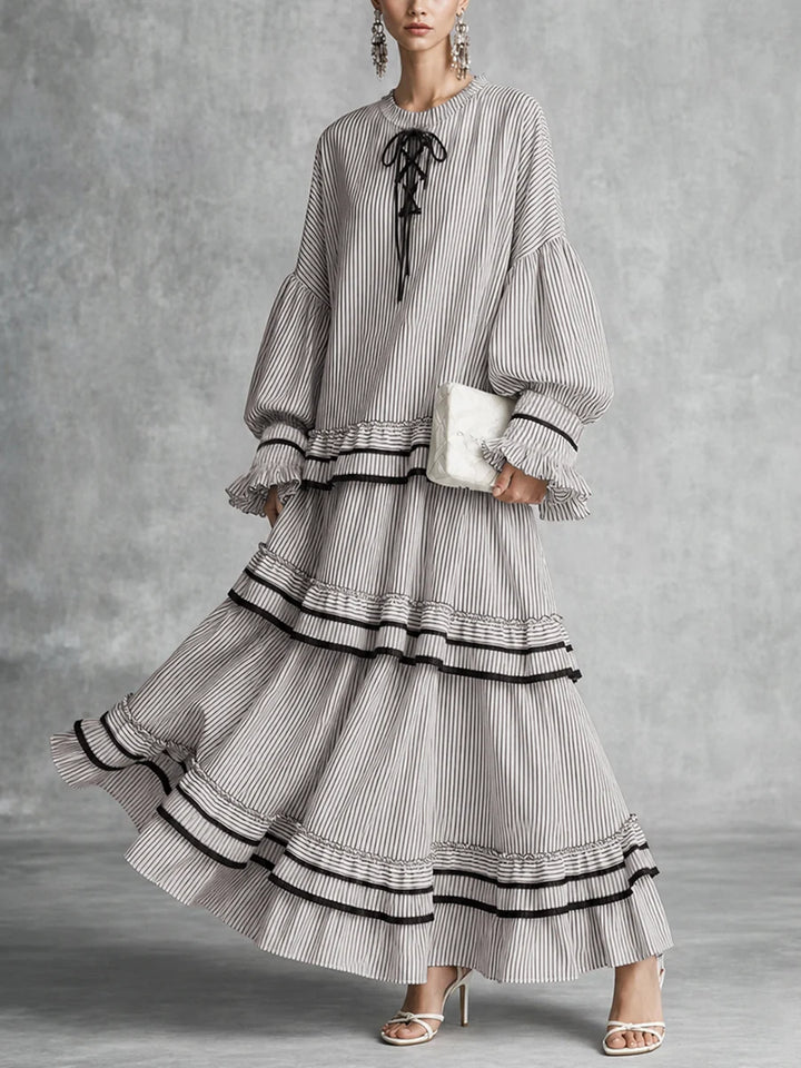 Vestido Maxi Plus Size Con Cuello Redondo, Mangas Abullonadas Con Volantes Y Abertura Lateral A Rayas