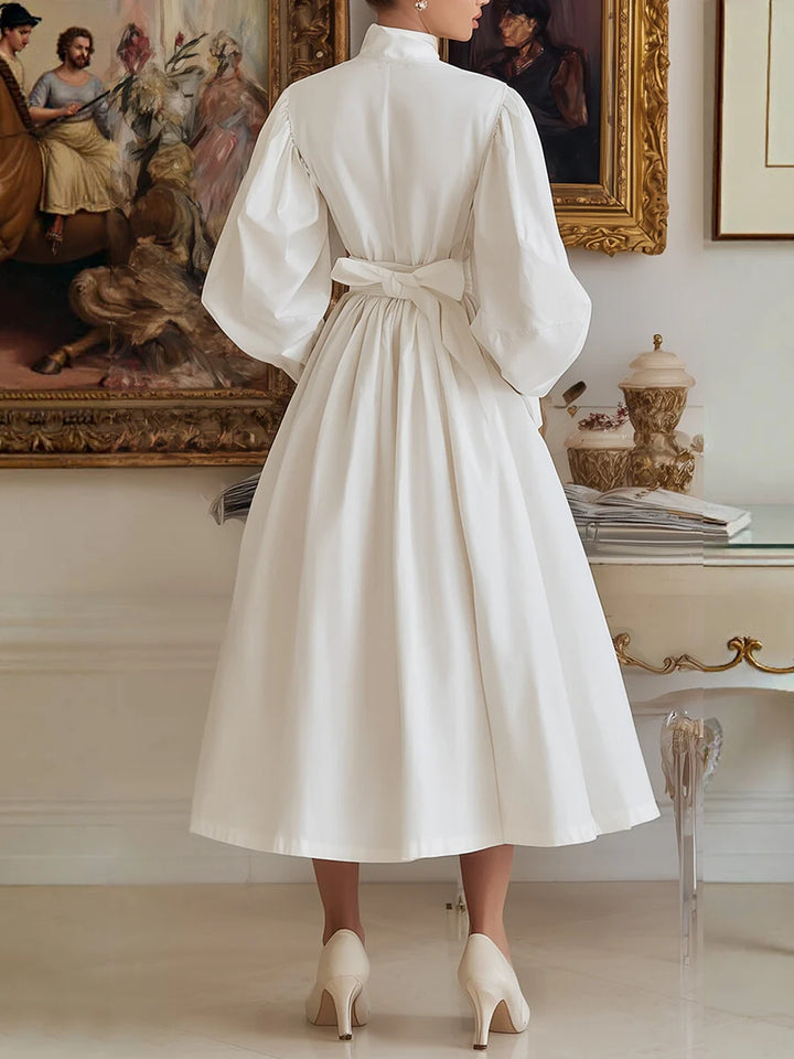 Vestido Midi Plisado Con Cuello Alto, Cintura Alta Amarrada Y Bolsillos En Color Sólido