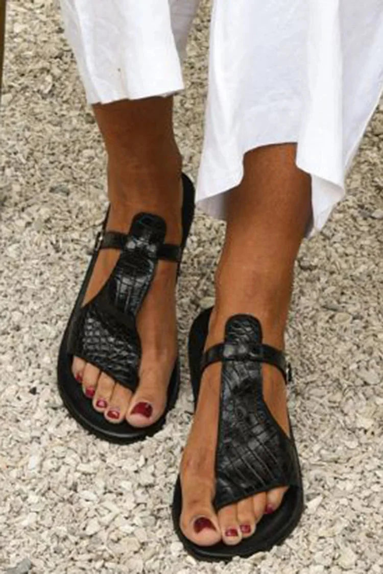 SUZAN | SANDALIAS CON HEBILLA EN PATRÓN DE COCODRILO