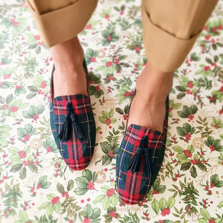 MOCASINES CHIC ESCOCESES CON FLECOS