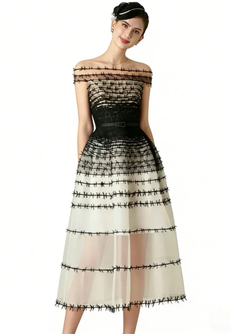 Vestido midi elegante hombros descubiertos malla y bordado noche k26040902