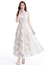 Vestido maxi tull con apliques florales 3d y escote bordado k26061504