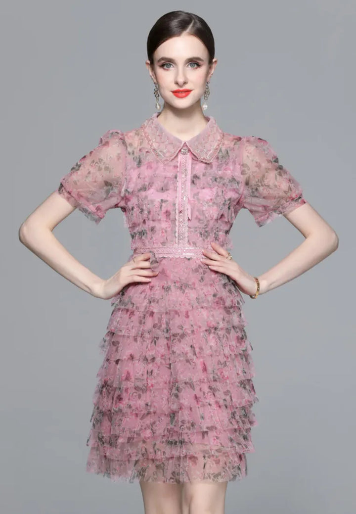 Vestido Mini em Tule Floral Rosa com Gola Peter Pan e Folhos