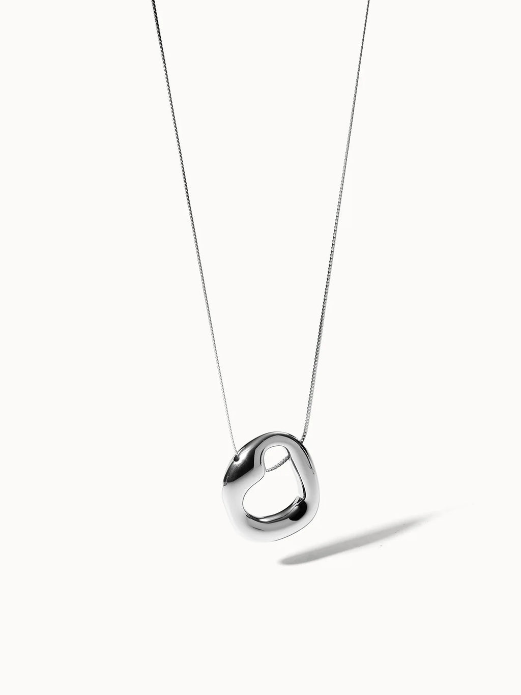 COLLAR FORMAS FLUIDAS