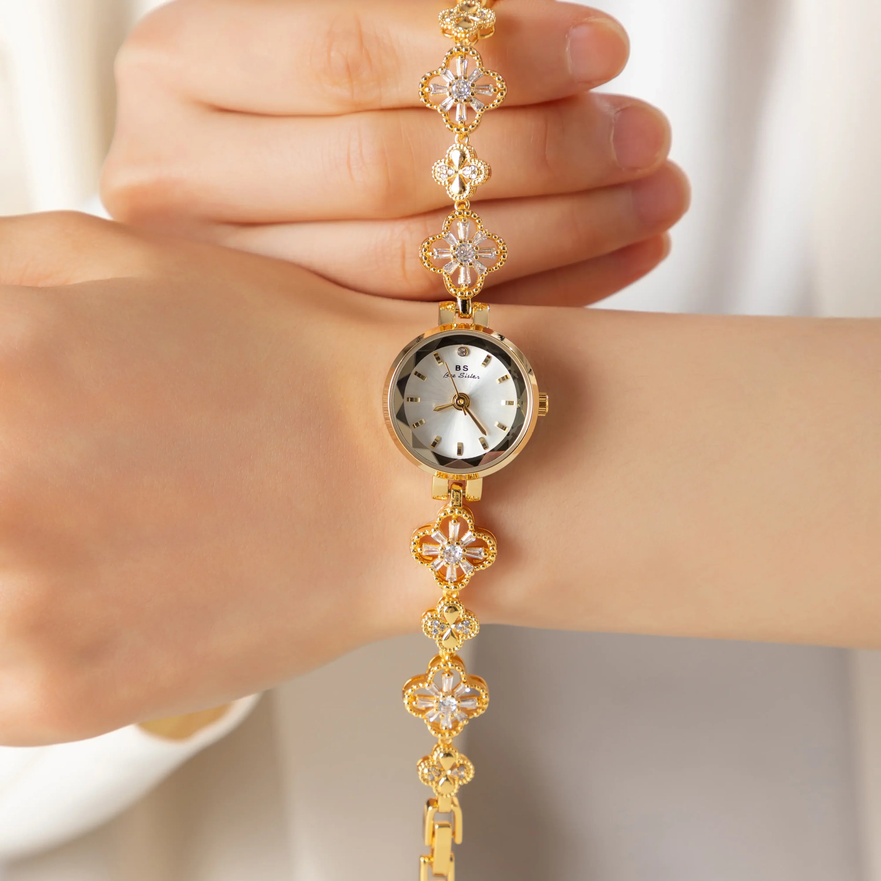 MARIA - RELOJ