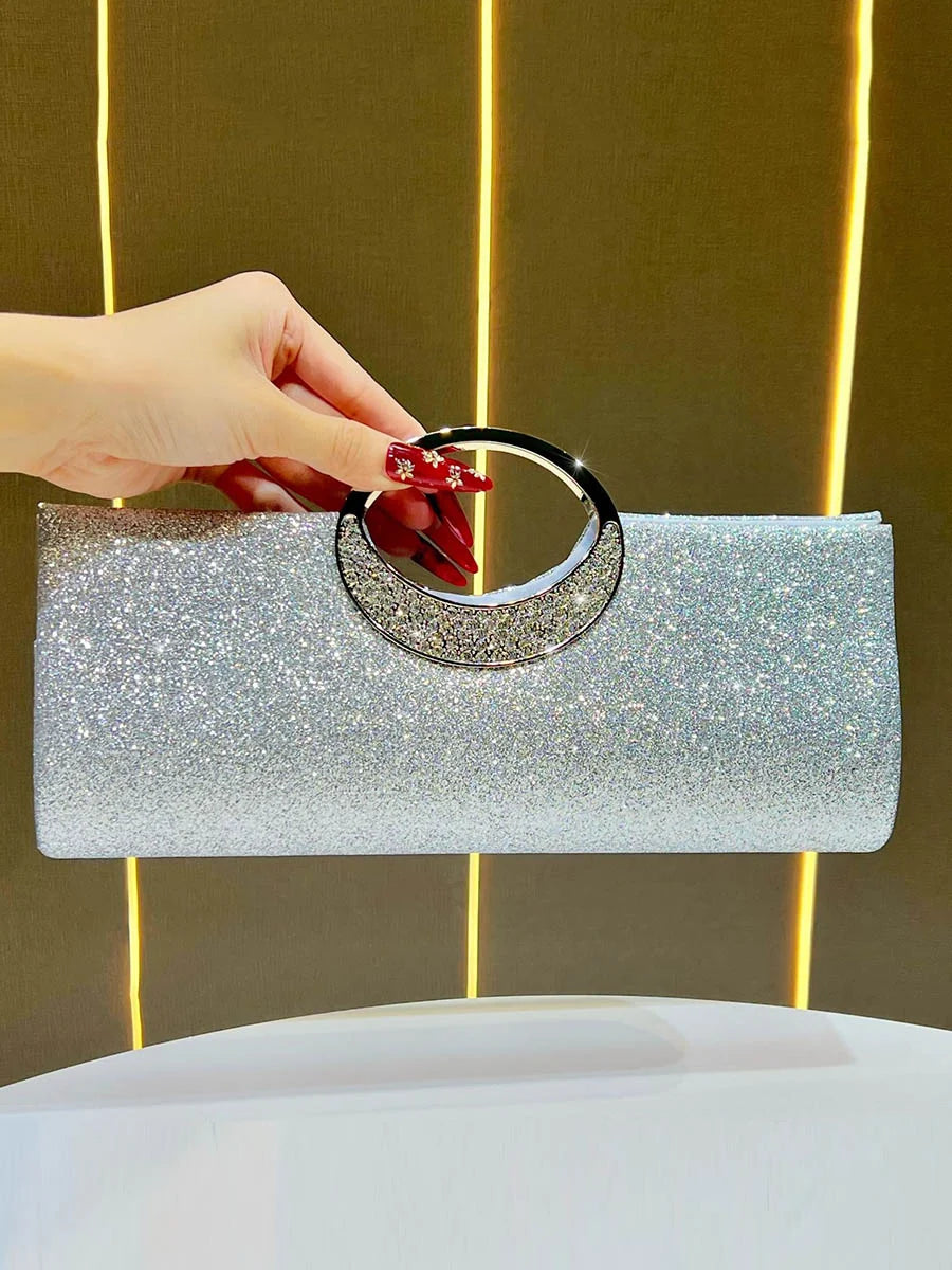 BOLSA DE NOITE COM LANTEJOULAS, STRASS E CORRENTE