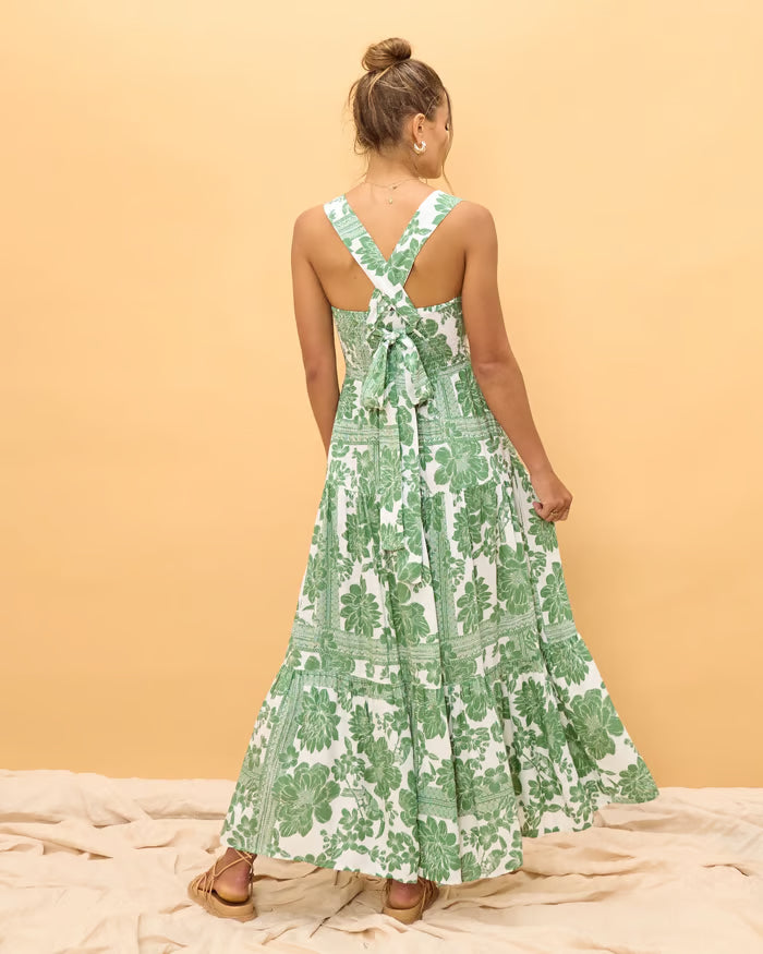 VESTIDO MAXI VERDE FLORAL CON VOLANTES ESCALONADOS