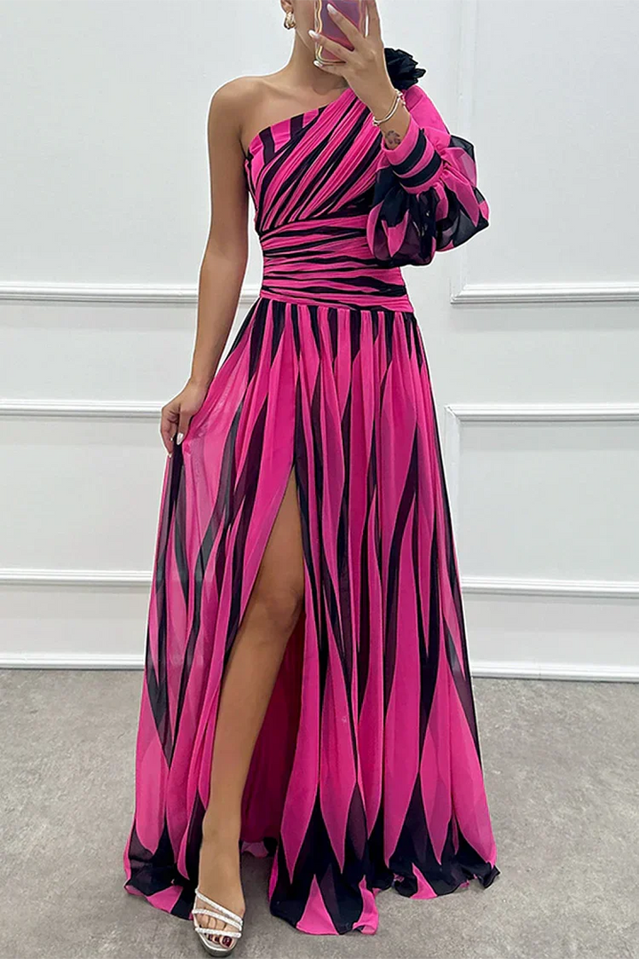 Chloe | Vestido Maxi Elegante de Um Ombro às Riscas