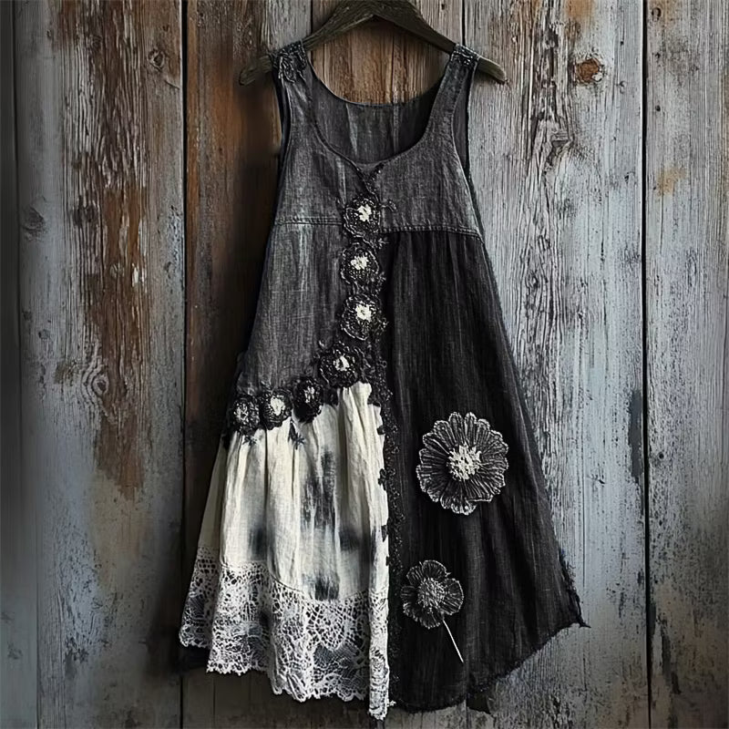 VESTIDO TIRANTES FLORAL EN DENIM CON BAJO DE ENCAJE Y PATCHWORK
