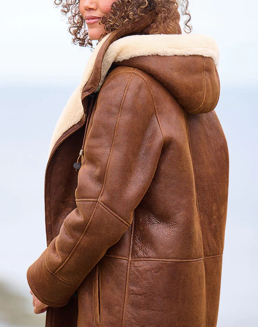 Leia | Women's Hooded Jacket — Warm, Relaxed, and Stylish for Winter Days
