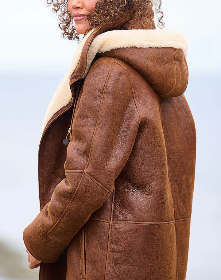 Leia | Women's Hooded Jacket — Warm, Relaxed, and Stylish for Winter Days