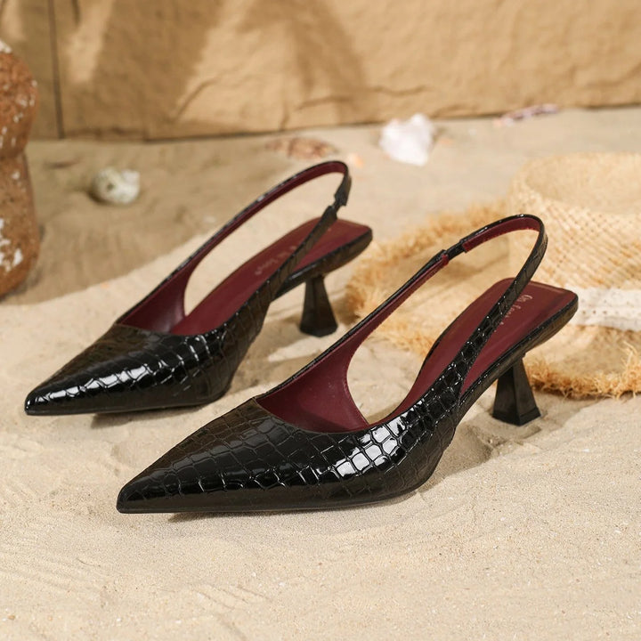 Mara – Sapatos Slingback Com Textura de Cobra