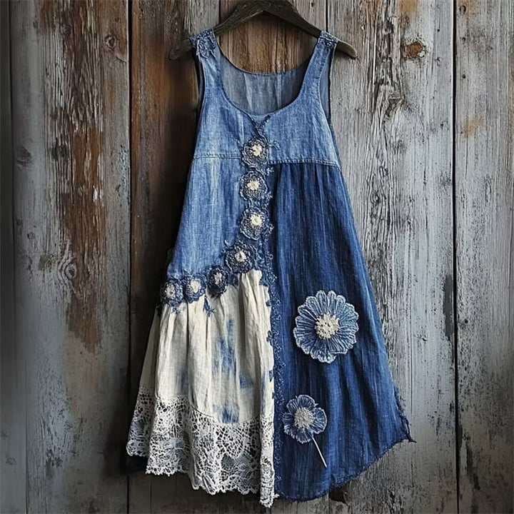 VESTIDO TIRANTES FLORAL EN DENIM CON BAJO DE ENCAJE Y PATCHWORK