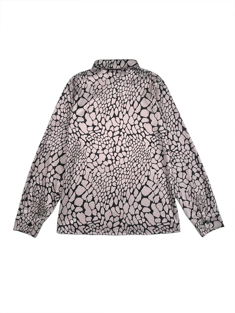 Blusa Holgada De Manga Larga Con Botones, Estampado De Serpiente En Contraste Y Solapa
