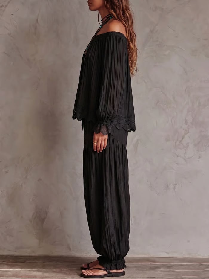 CONJUNTO DOS PIEZAS NEGRO - TOP HOMBROS DESCUBIERTOS CON ENCAJE Y PANTALÓN HARÉN