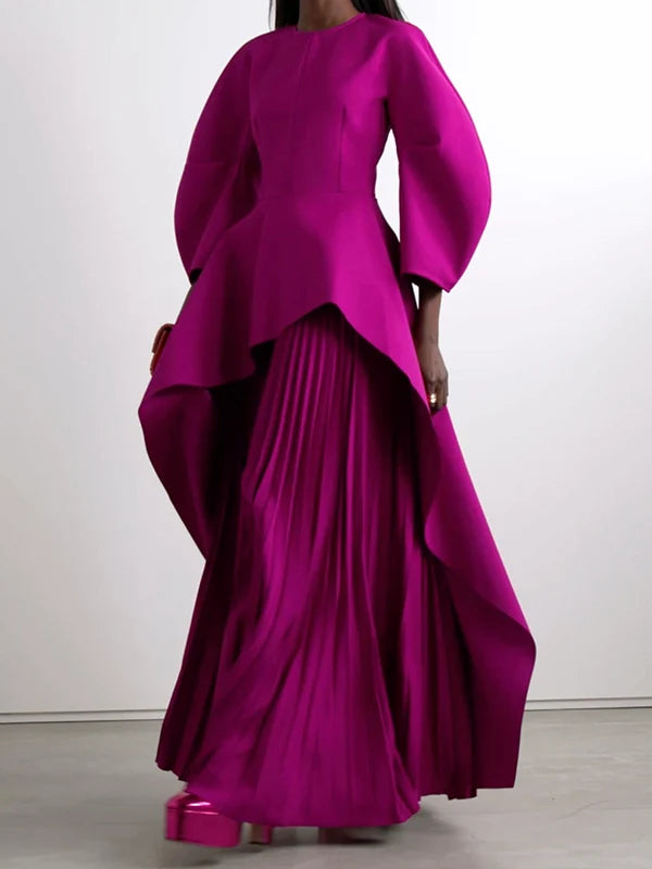 VESTIDO MAXI PLISSADO EM CAMADAS COM MANGA LONGA SOLTA E COR SÓLIDA