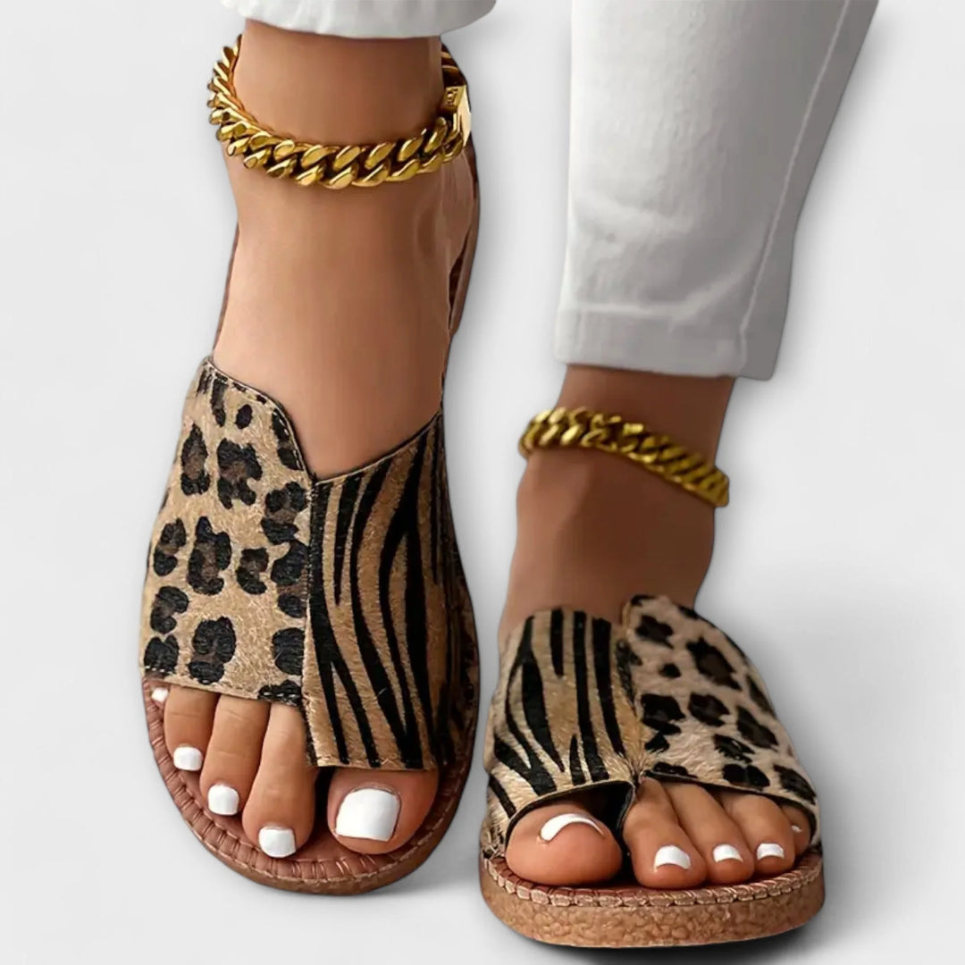 Tareyja | Sandalias Bicolor Con Estampado De Leopardo