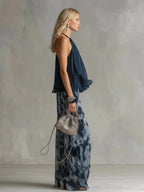 Luna | Elegante conjunto de gasa con top de cuello alto y pantalones anchos estampados