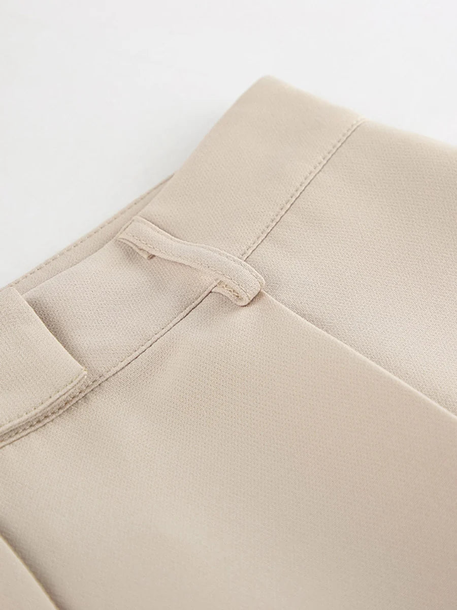 Conjunto De Duas Peças: Calças Cropped De Perna Larga Com Bolsos E Botões + T-shirt Sem Mangas