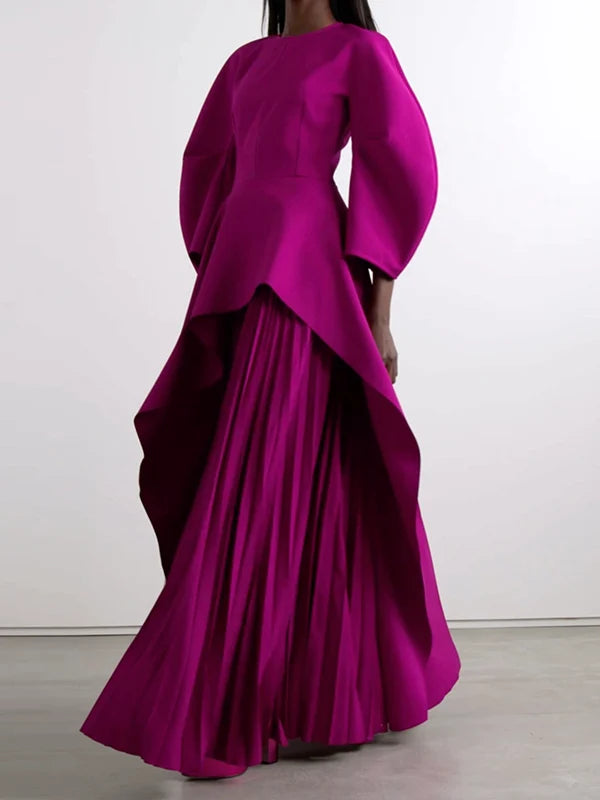VESTIDO MAXI PLISSADO EM CAMADAS COM MANGA LONGA SOLTA E COR SÓLIDA
