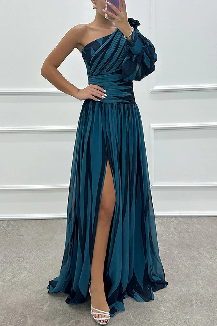 Chloe | Vestido Maxi Elegante de Um Ombro às Riscas