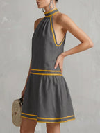 Vestido mini corte a sin mangas halter cremallera bolsillos color contrastante