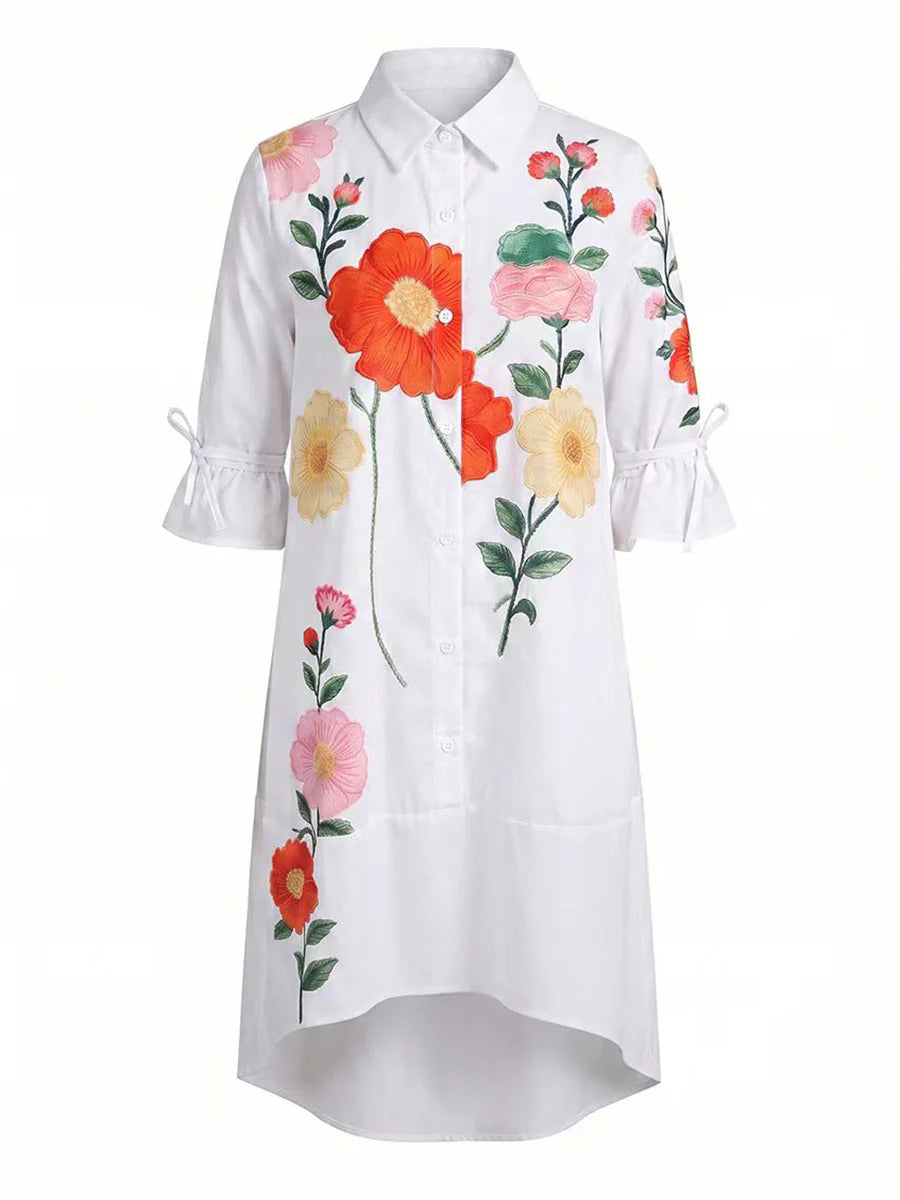 VESTIDO MIDI DE CAMISEIRO CORTE EM A DE MANGA MÉDIA COM BOTÕES, ESTAMPADO FLORAL, BOLSOS E LAÇO