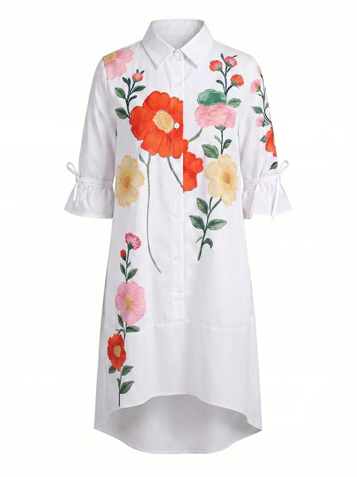 VESTIDO MIDI DE CAMISEIRO CORTE EM A DE MANGA MÉDIA COM BOTÕES, ESTAMPADO FLORAL, BOLSOS E LAÇO