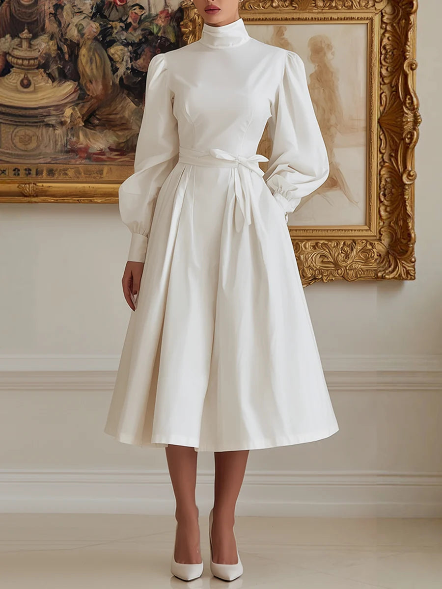 Vestido Midi Plisado Con Cuello Alto, Cintura Alta Amarrada Y Bolsillos En Color Sólido