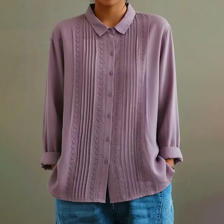 BLUSA FEMENINA CASUAL CON BOTONES EN LINO MIXTO Y DETALLES DE ENCAJE