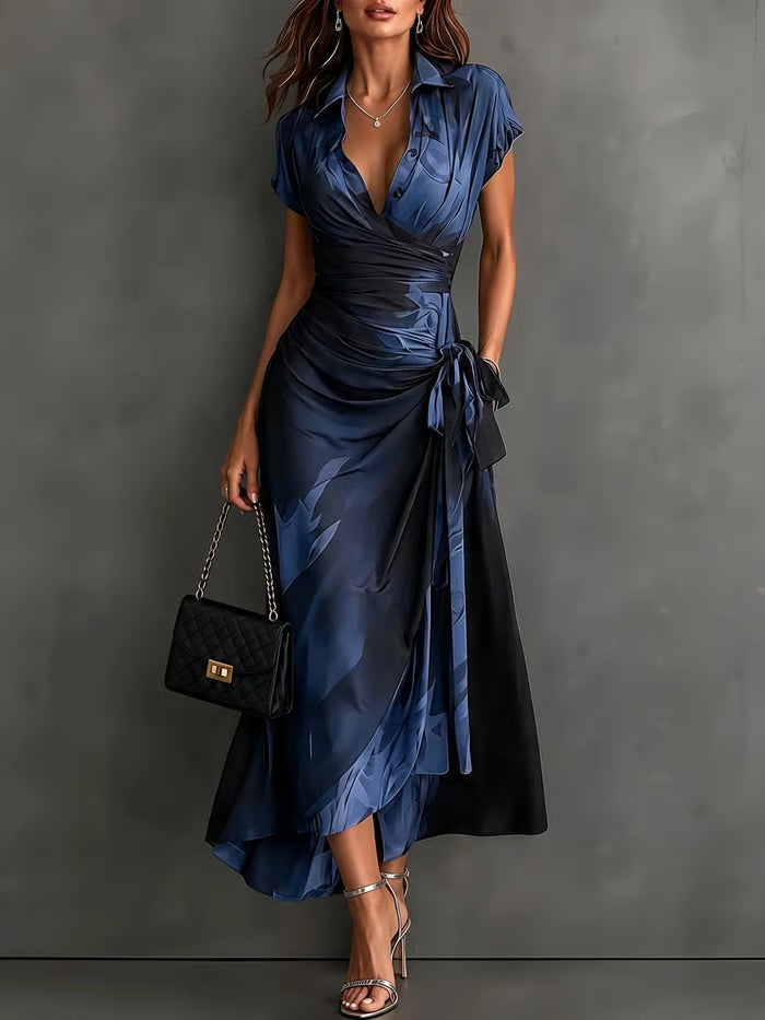 VESTIDO CRUZADO CON ESTAMPADO ABSTRACTO, CUELLO SOLAPA, MANGA LARGA Y LAZADA EN CINTURA