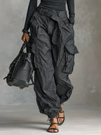 Conjunto Mujer Top Cuadrado y Pantalón Cargo Urbano