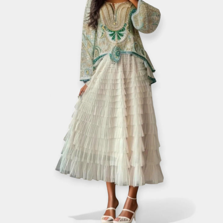 Saia Elegante Com Detalhe de Tule