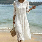 Vestido vintage de algodón y lino con bordado de encaje y flores de cerezo blancas