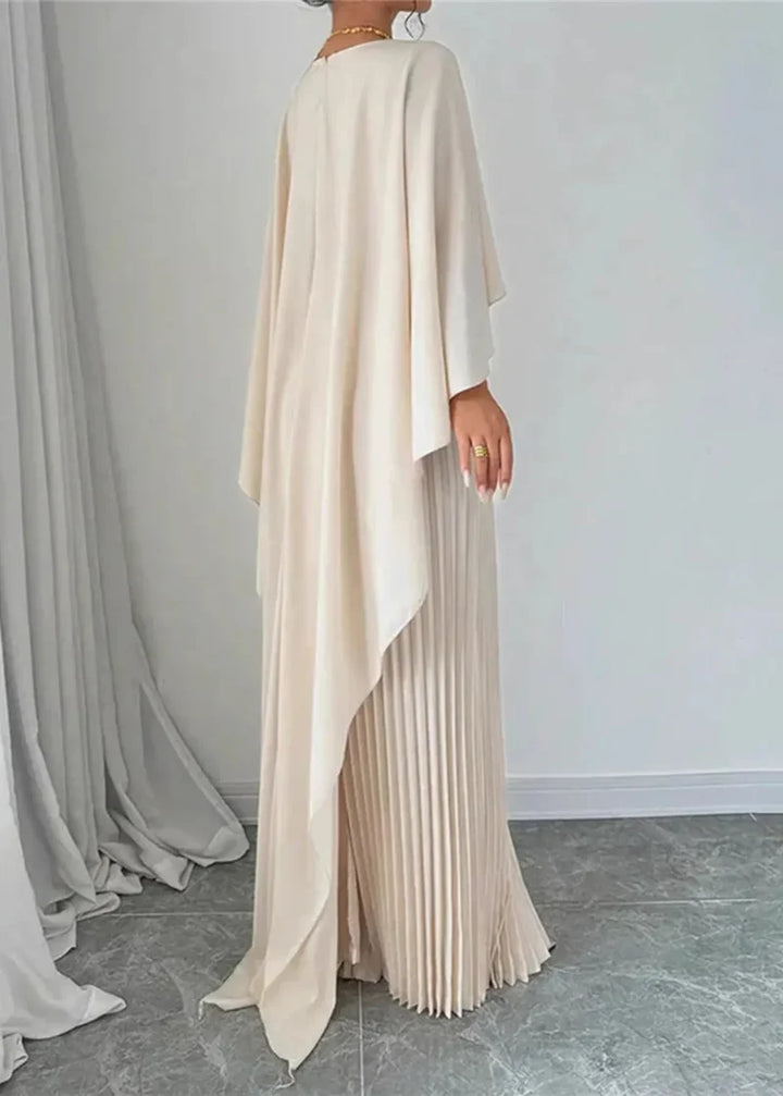 Vestido Maxi Plisado Con Capa Sobrepuesta Y Silueta Fluida