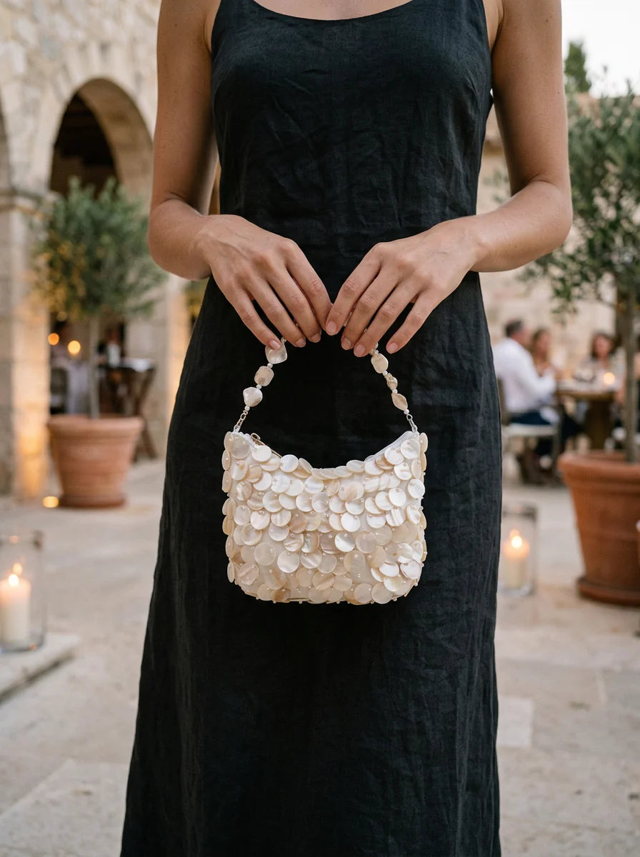 Clutch De Lujo Artesanal De Nácar En Forma De Luna Para Ocasiones Especiales