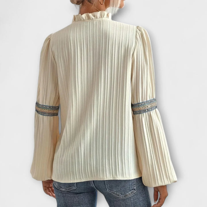 Renata - Camisa Clásica Tradicional