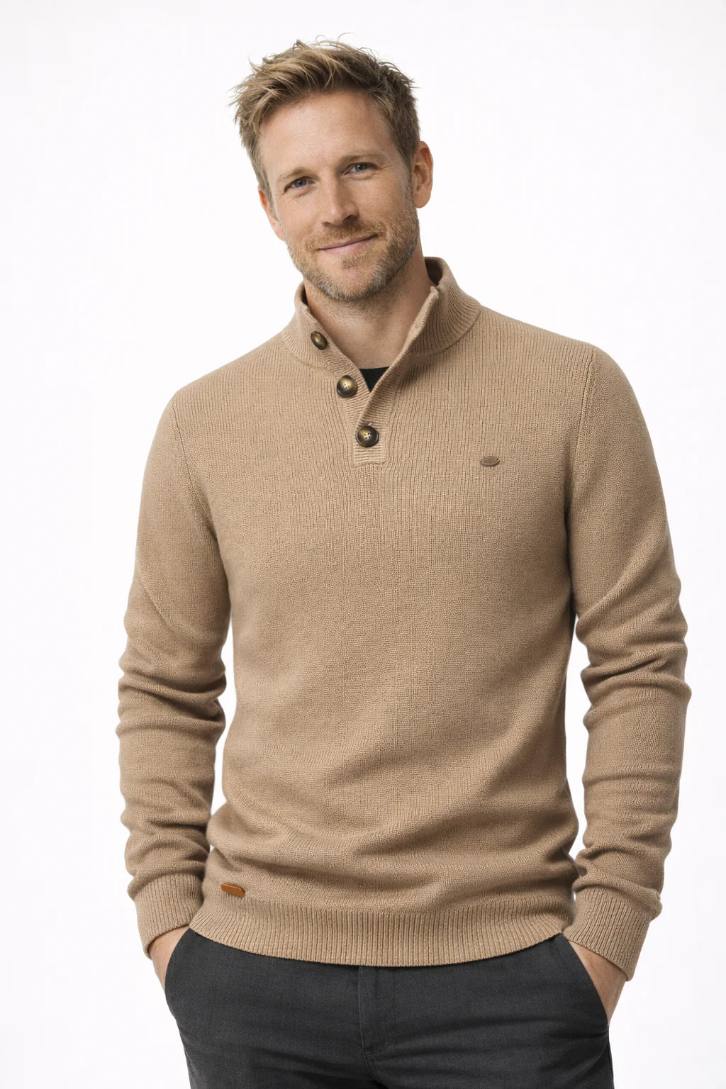 Óscar | elegante jersey de hombre con diseño de botones