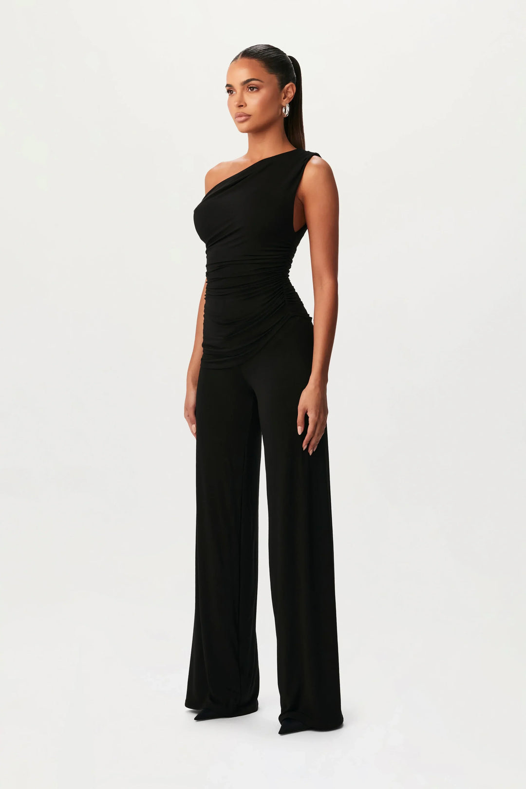 Lucía Ember - Conjunto Elegante Assimétrico
