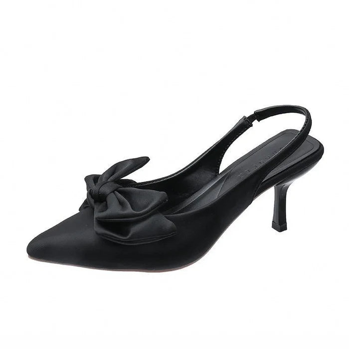 SAPATOS DE SALTO BAIXO COM LAÇO E SLINGBACK EM BICHO DE PÉ PARA SENHORA