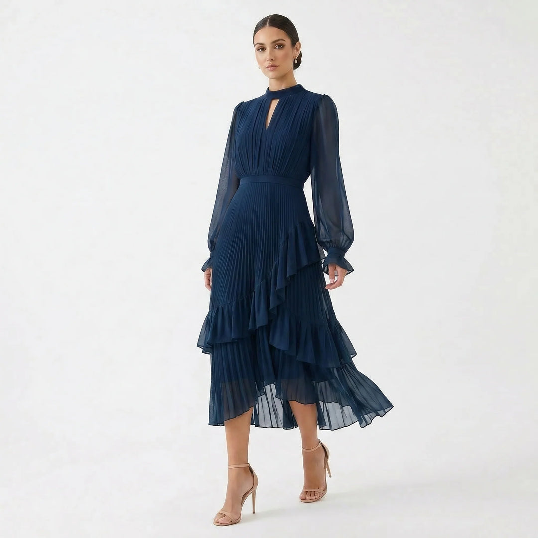 Mariana - Vestido Plissado Com Mangas Fluidas E Folhos Assimétricos