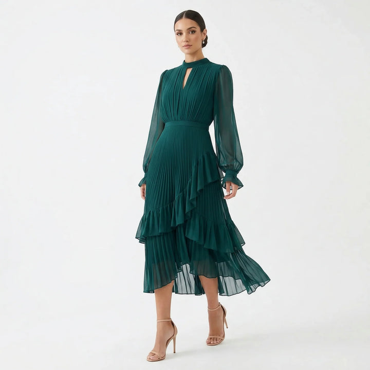 Mariana - Vestido Plissado Com Mangas Fluidas E Folhos Assimétricos
