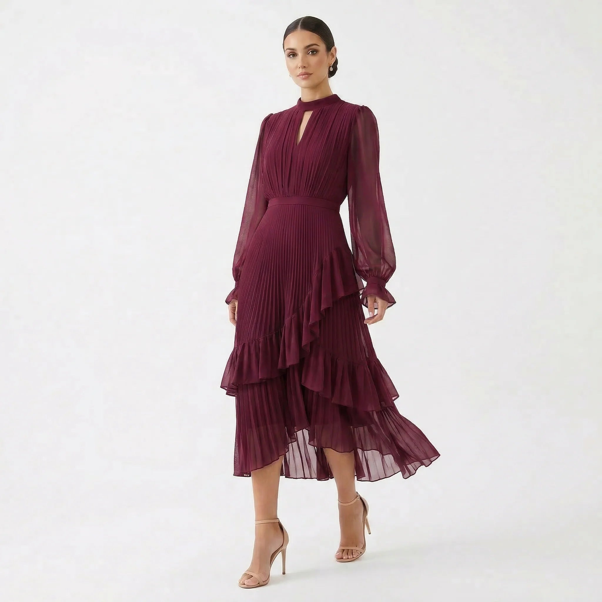 MARIANA - VESTIDO PLISADO CON MANGAS FLUIDAS y VOLANTES ASIMÉTRICOS