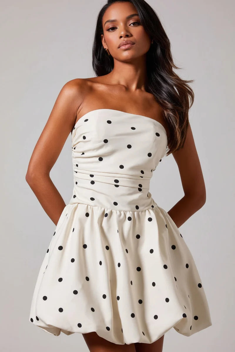 Vestido Mini Sin Tirantes Con Estampado, Pliegues Y Dobladillo Globo Para Mujer